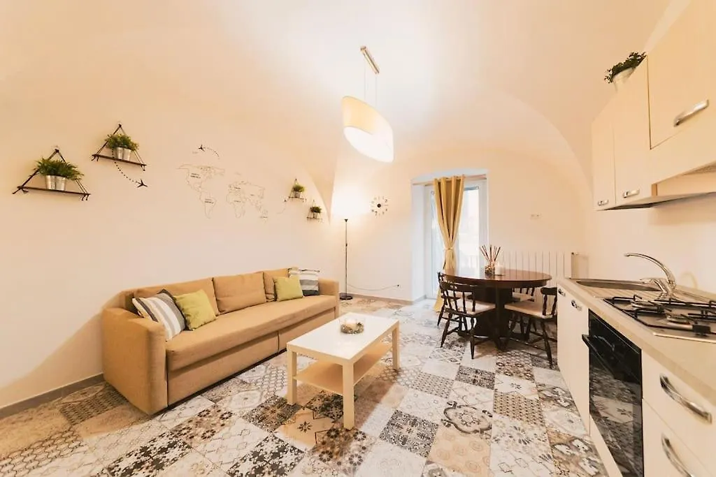 Manzoni Home Bari 0*,  Italy